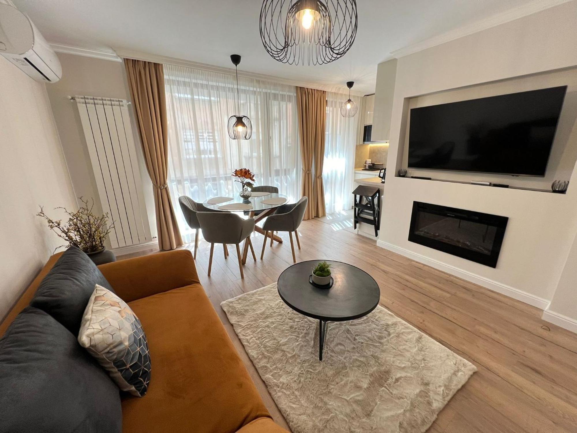 Elements Stylish 1bdr W High Speed Wifi And Work Space Apartament *